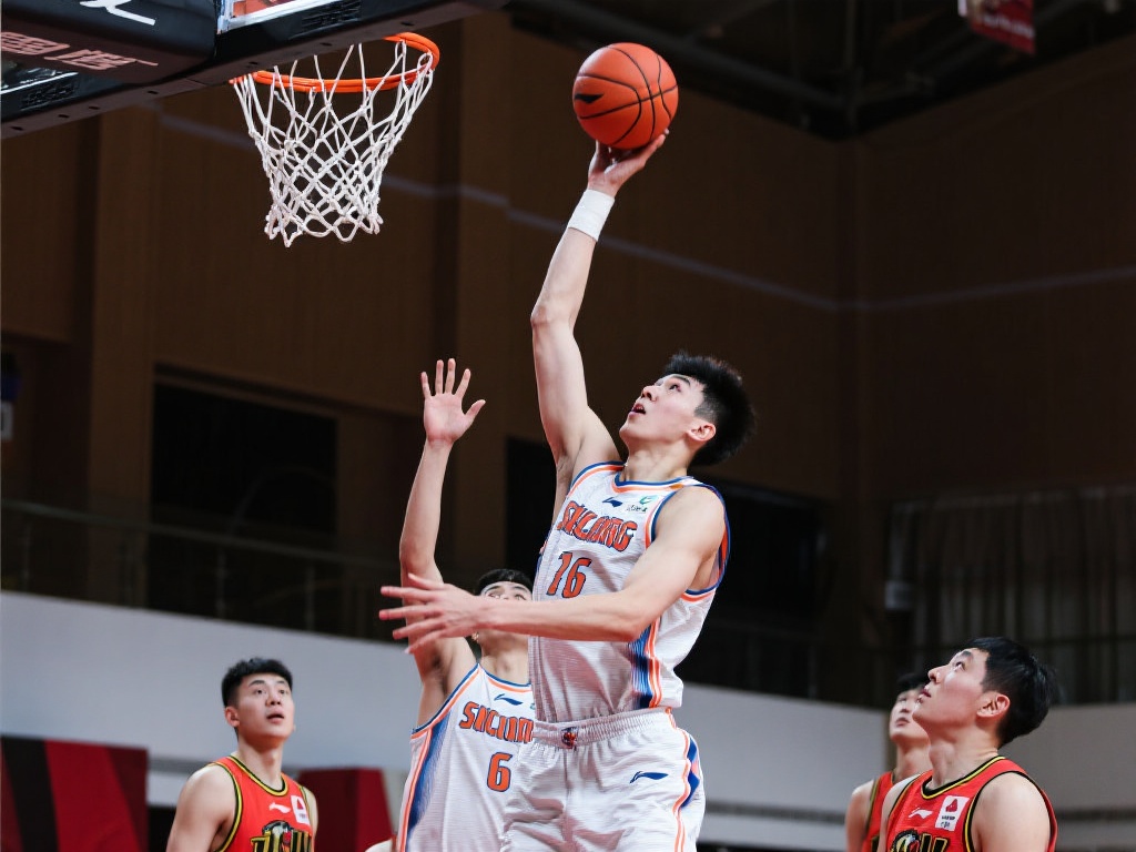 莱万的职业 莱万的职业